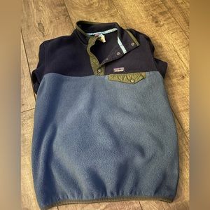 Boys Medium Patagonia Pullover